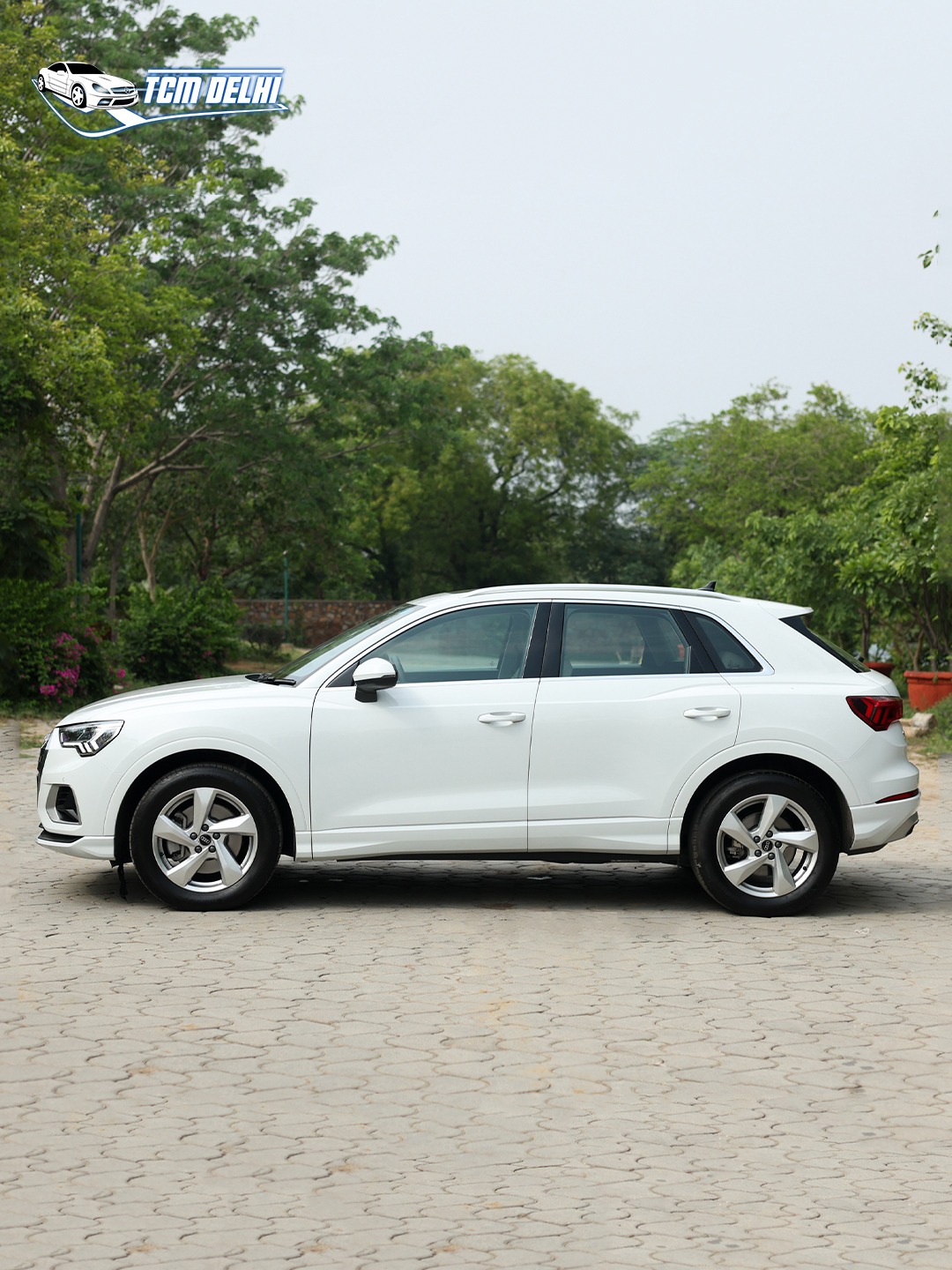 AUDI Q3 40 TFSI TECHNOLOGY