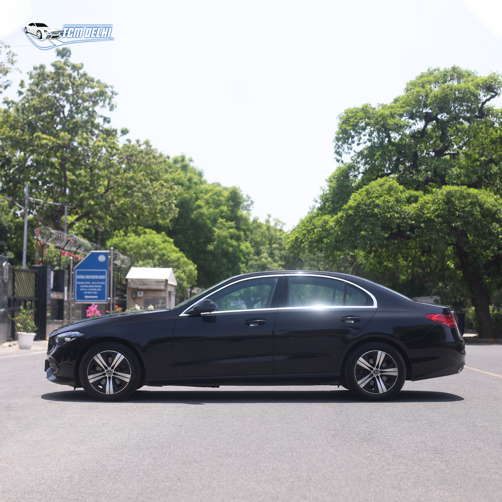 MERCEDES BENZ C200
