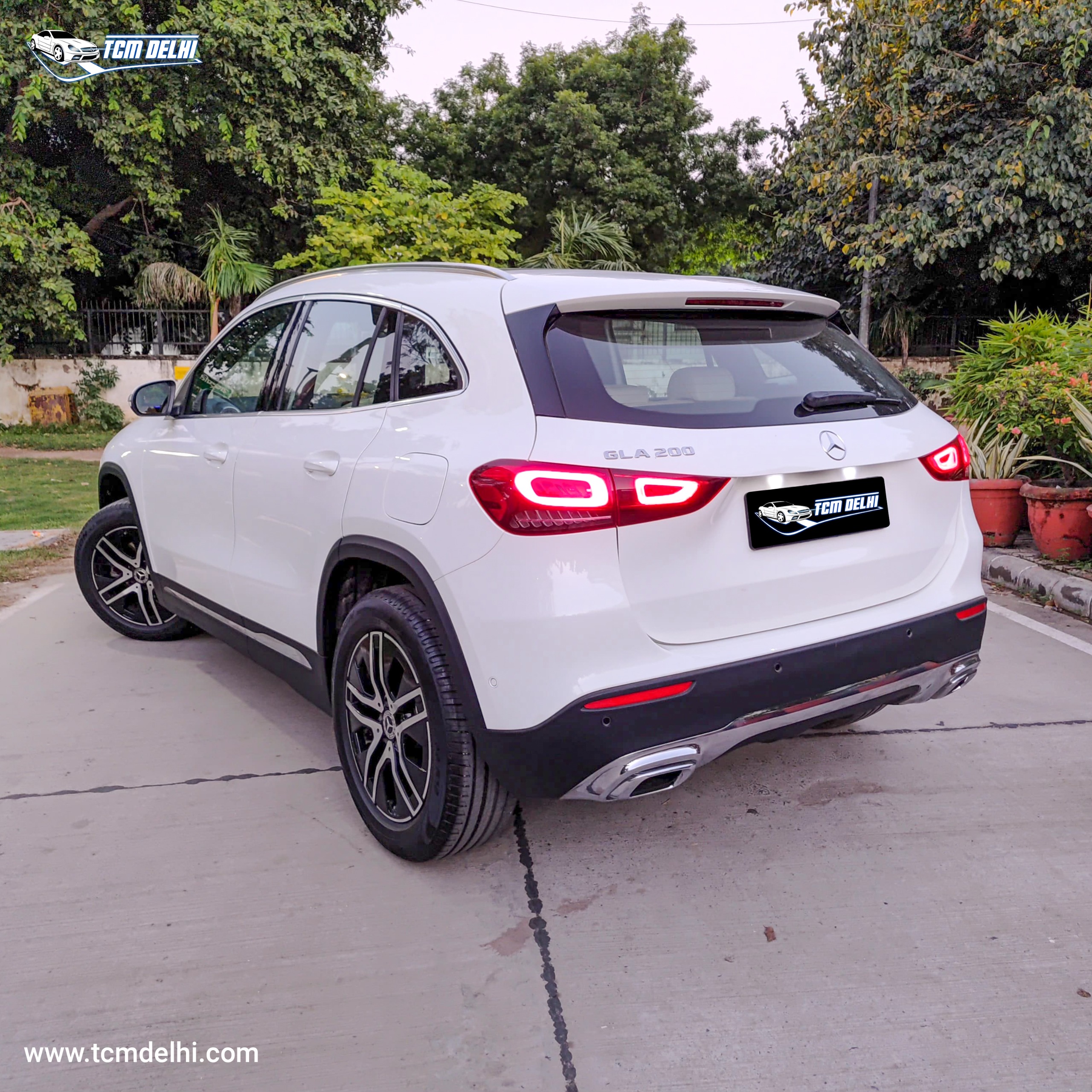 MERCEDES BENZ GLA200