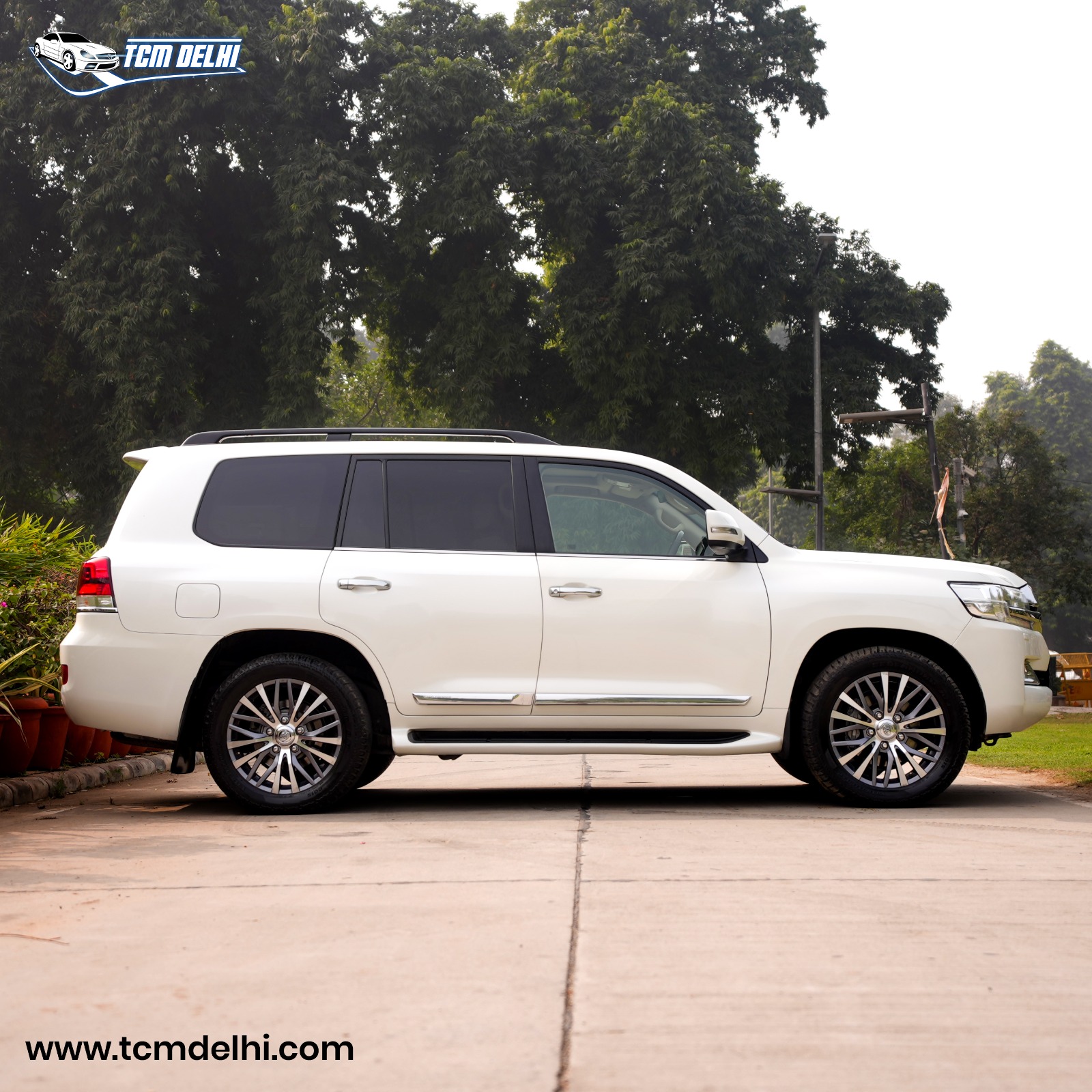TOYOTA LAND CRUISER V8