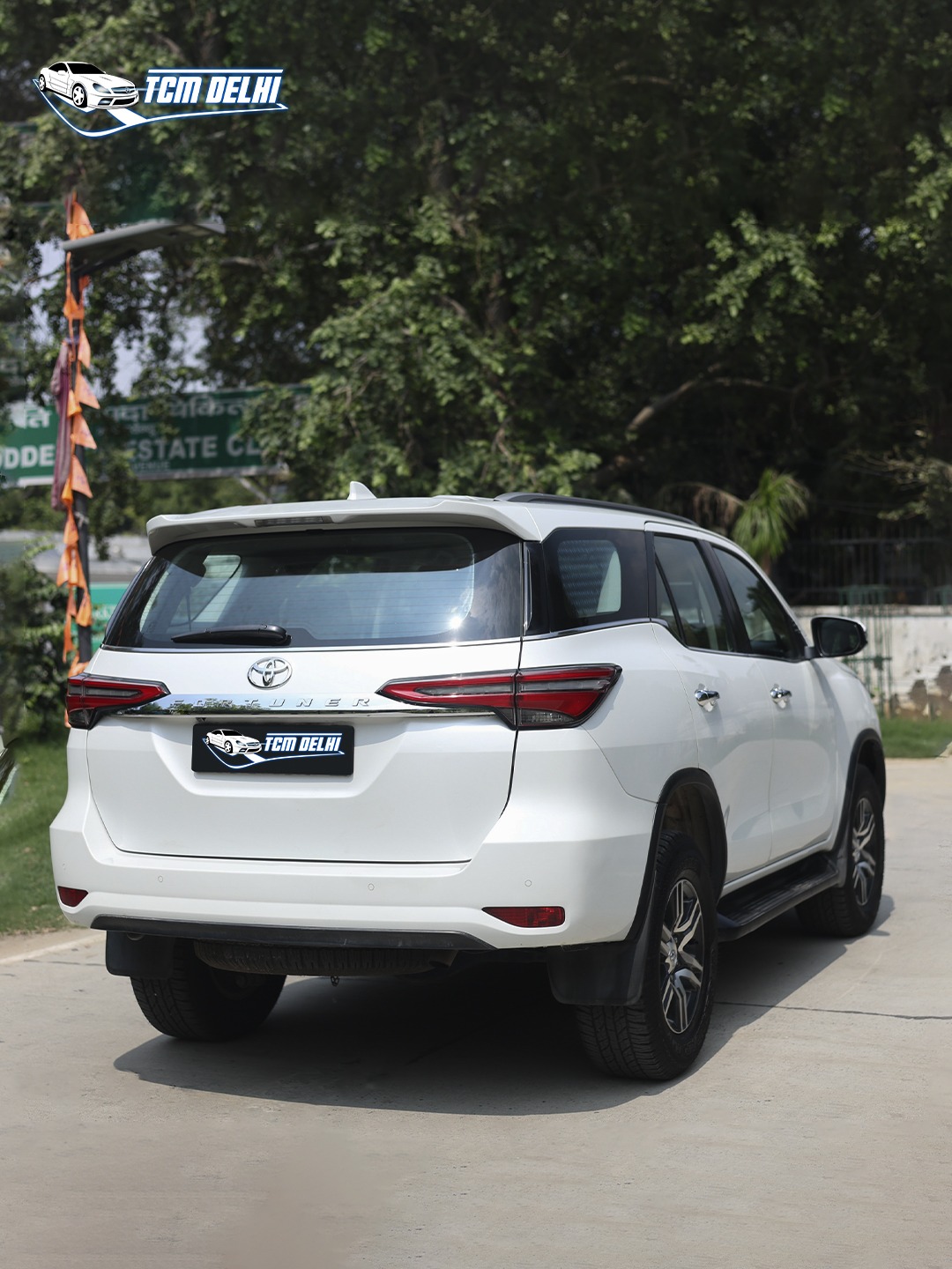 TOYOTA FORTUNER 4X2 AUTOMATIC