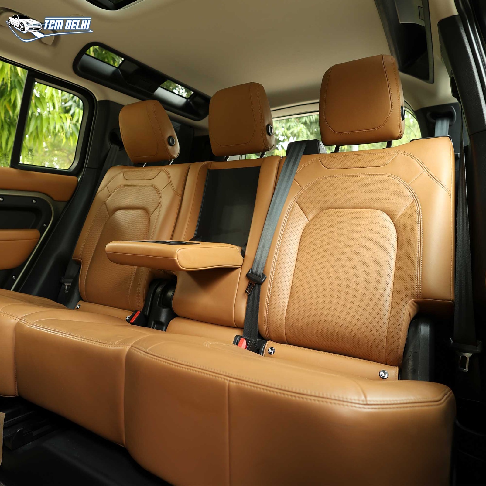 LAND ROVER DEFENDER 2.0 HSE 110PS