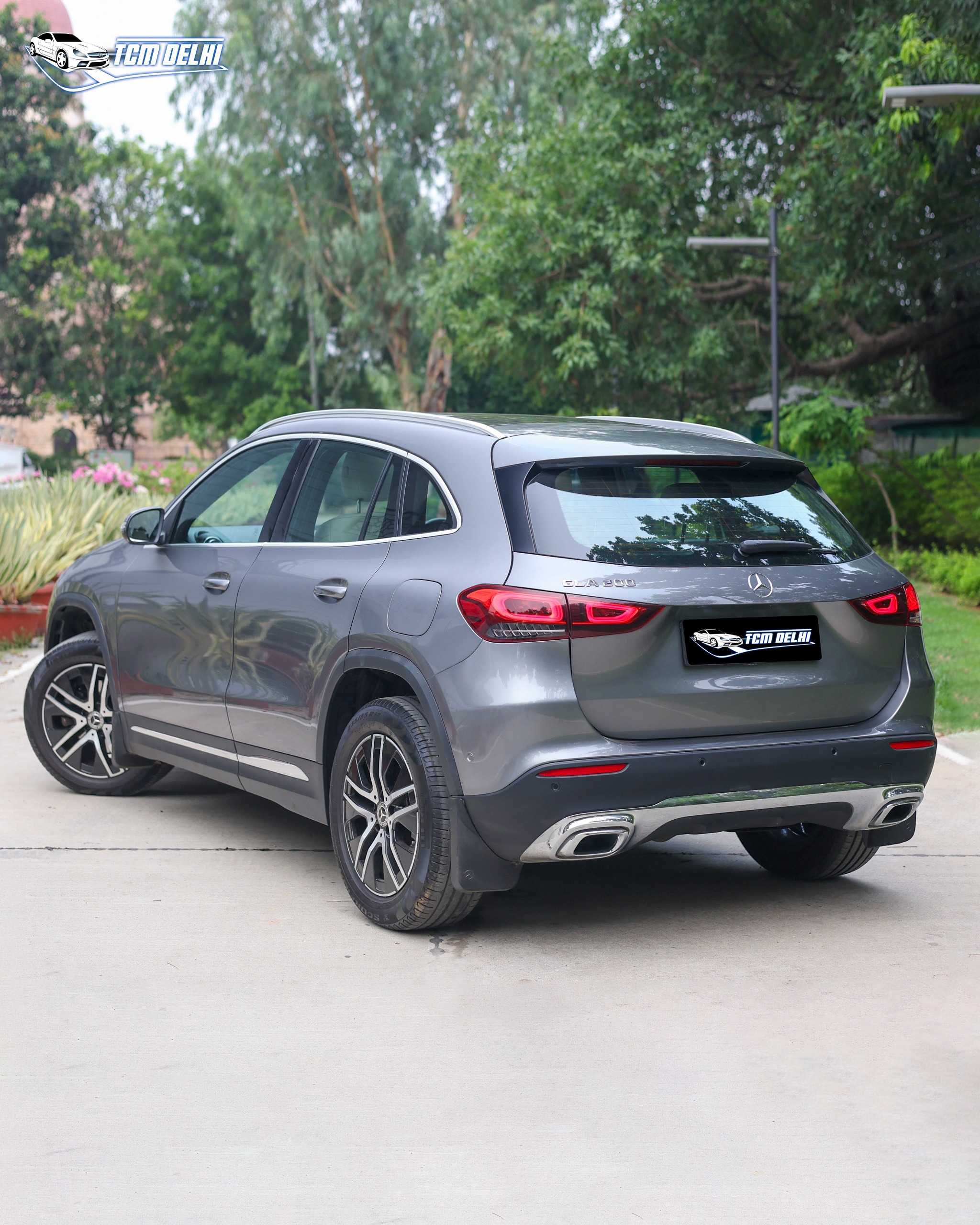 MERCEDES BENZ GLA200