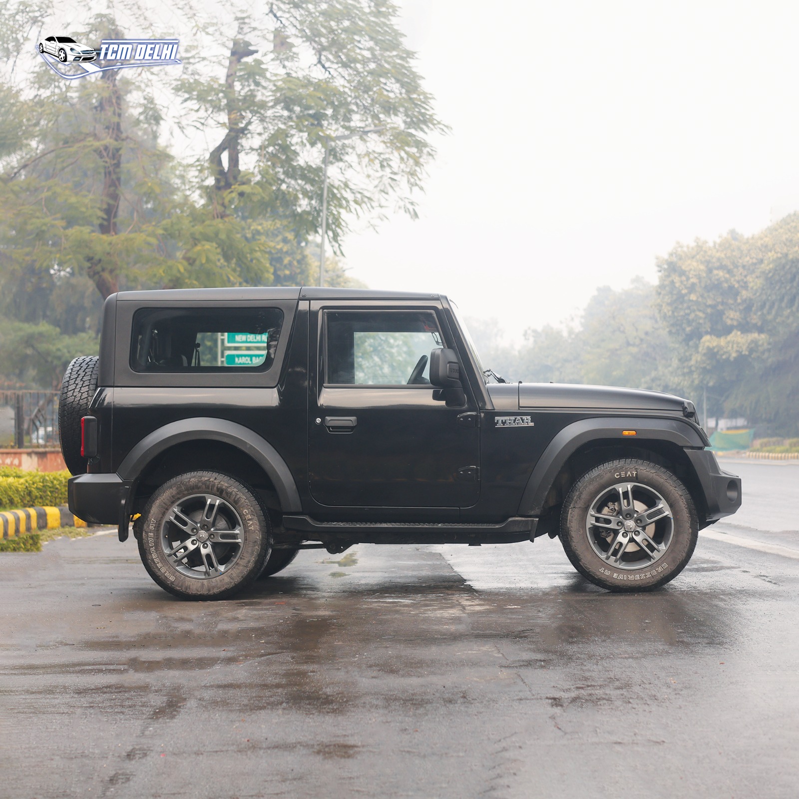 MAHINDRA THAR LX 4X2 AT