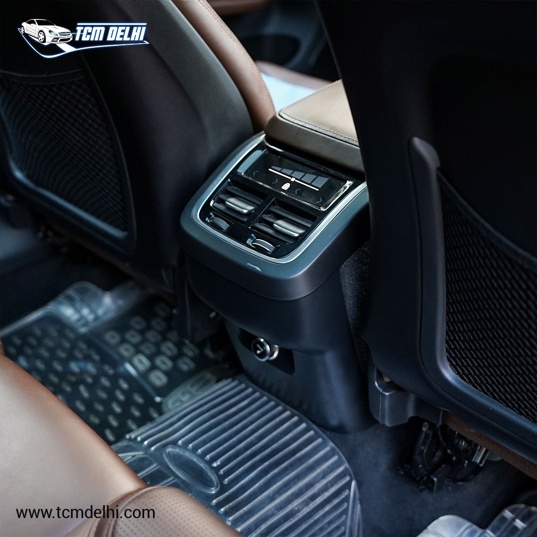VOLVO XC60 D5 INSCRIPTION