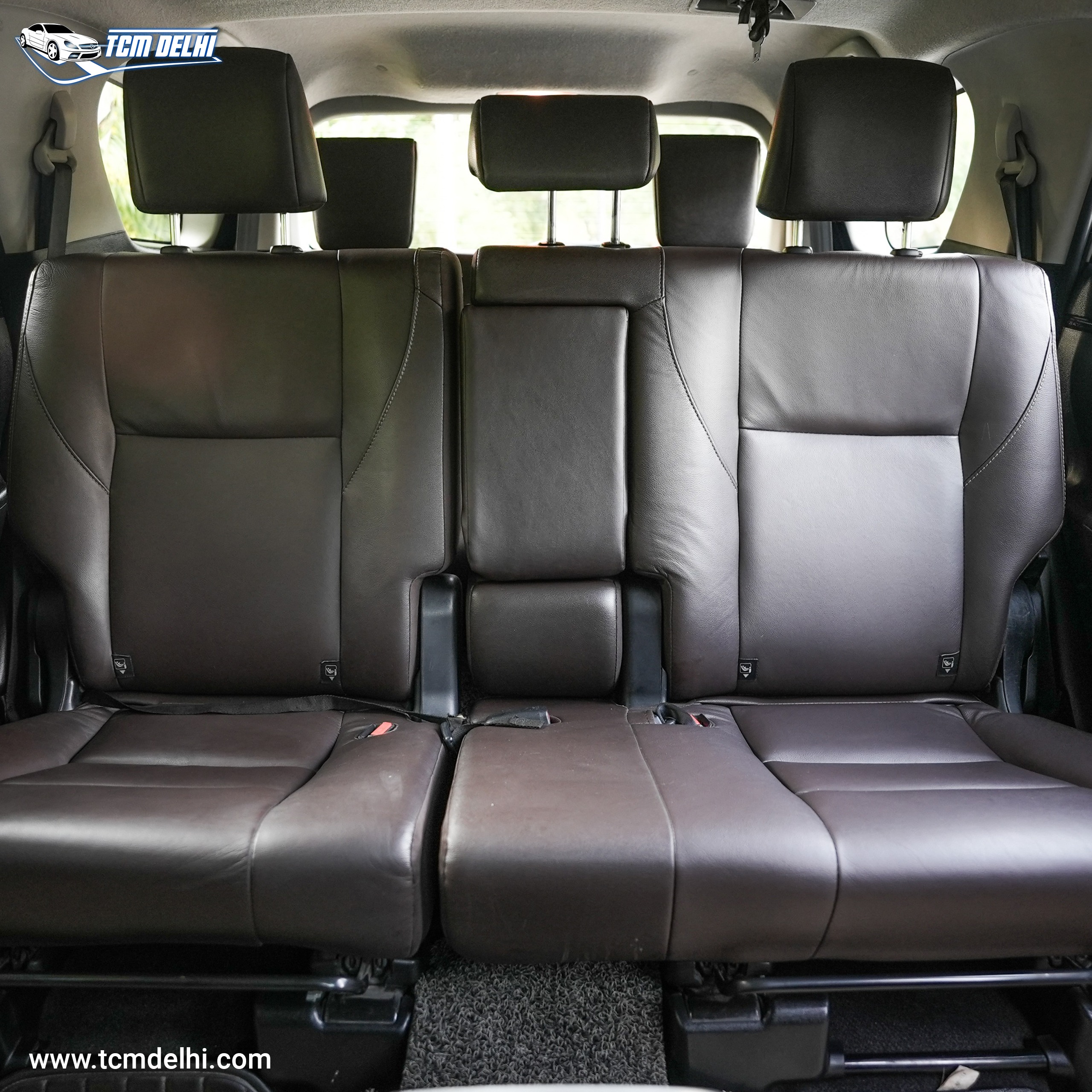 TOYOTA FORTUNER 4X4 AT
