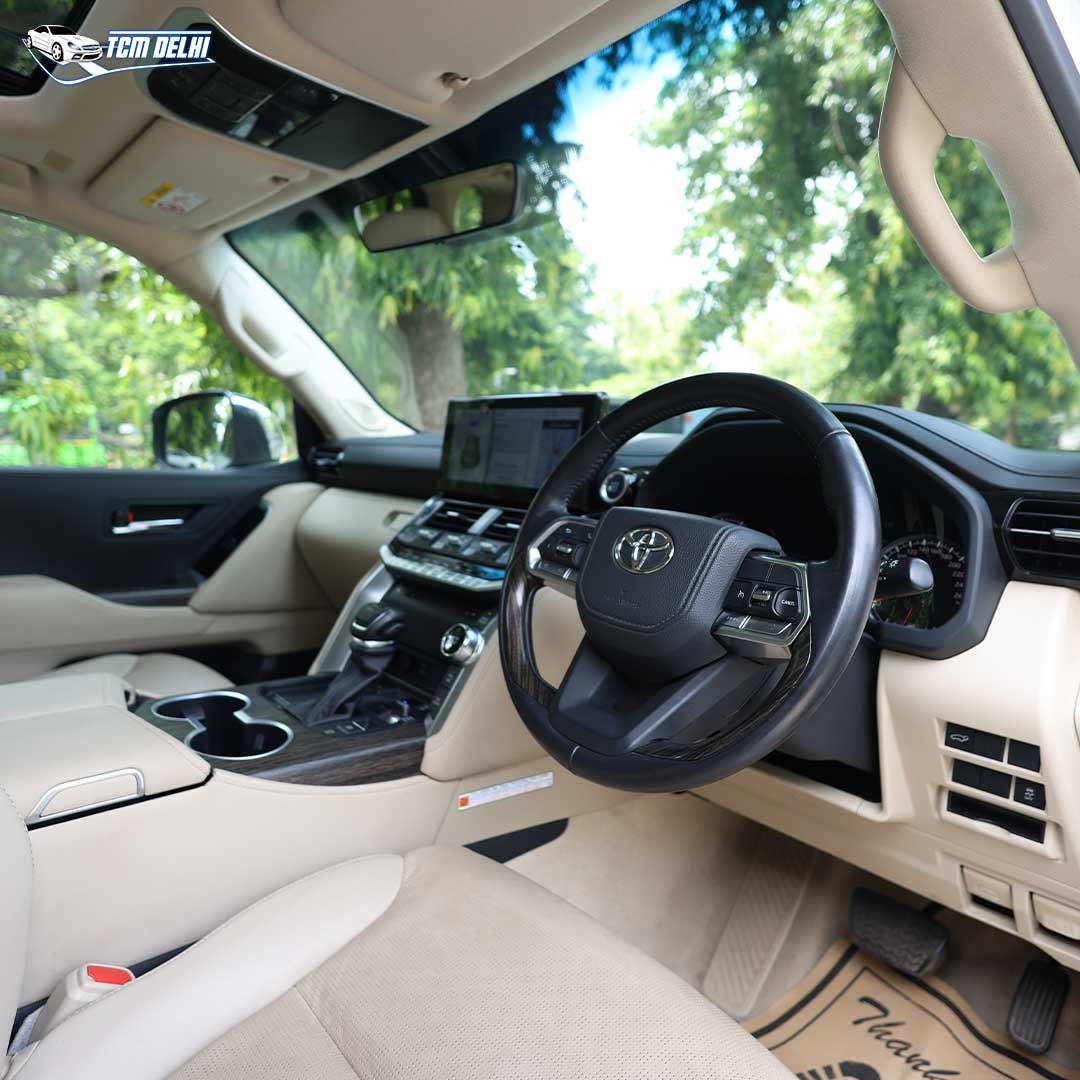 TOYOTA LAND CRUISER ZX300