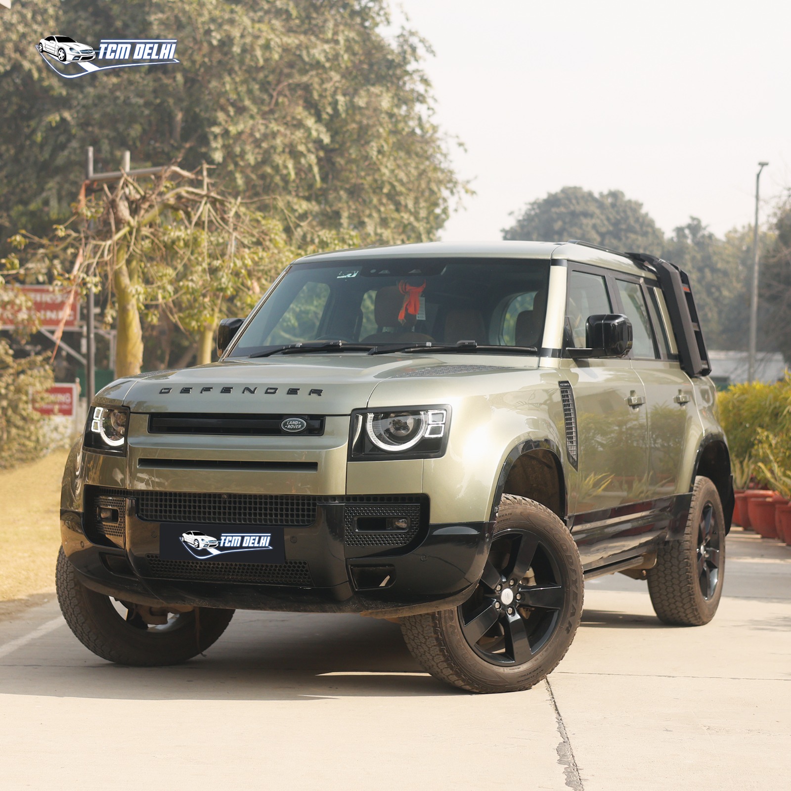 LAND ROVER DEFENDER 2.0 HSE 110PS