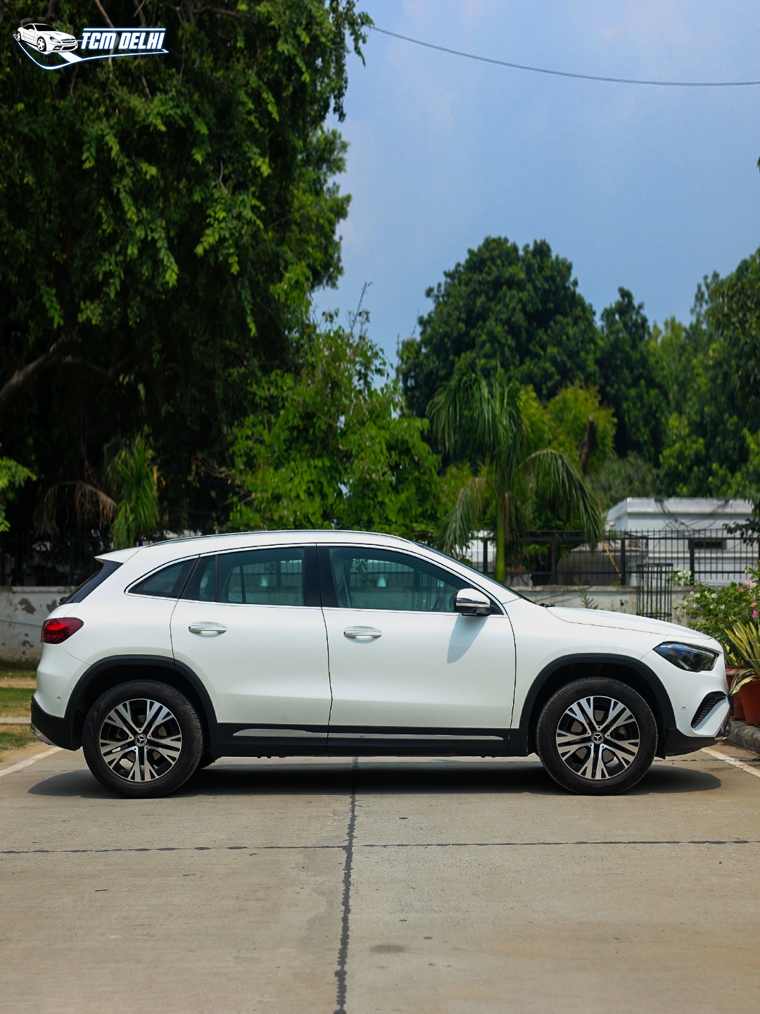 MERCEDES BENZ GLA200