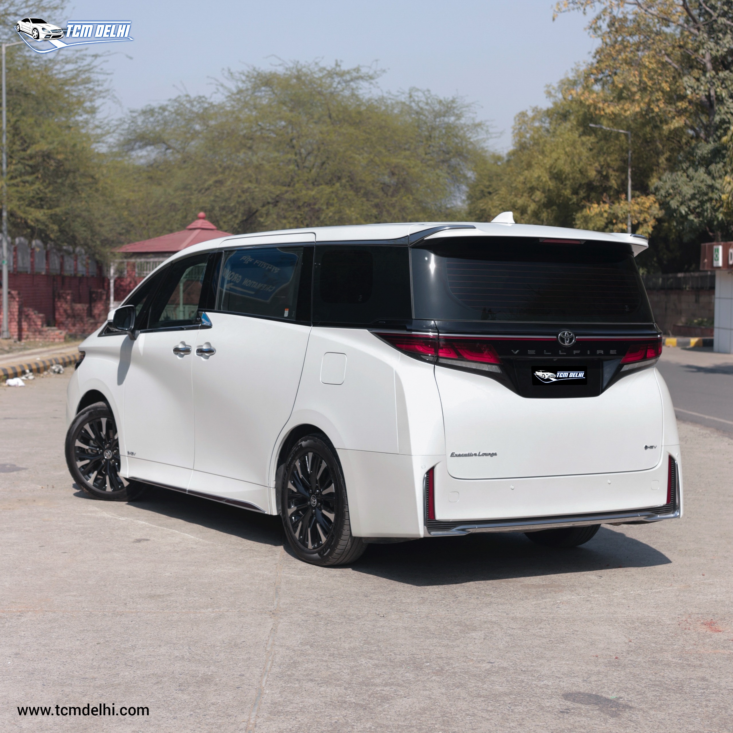 TOYOTA VELLFIRE EXECUTIVE LOUNGE