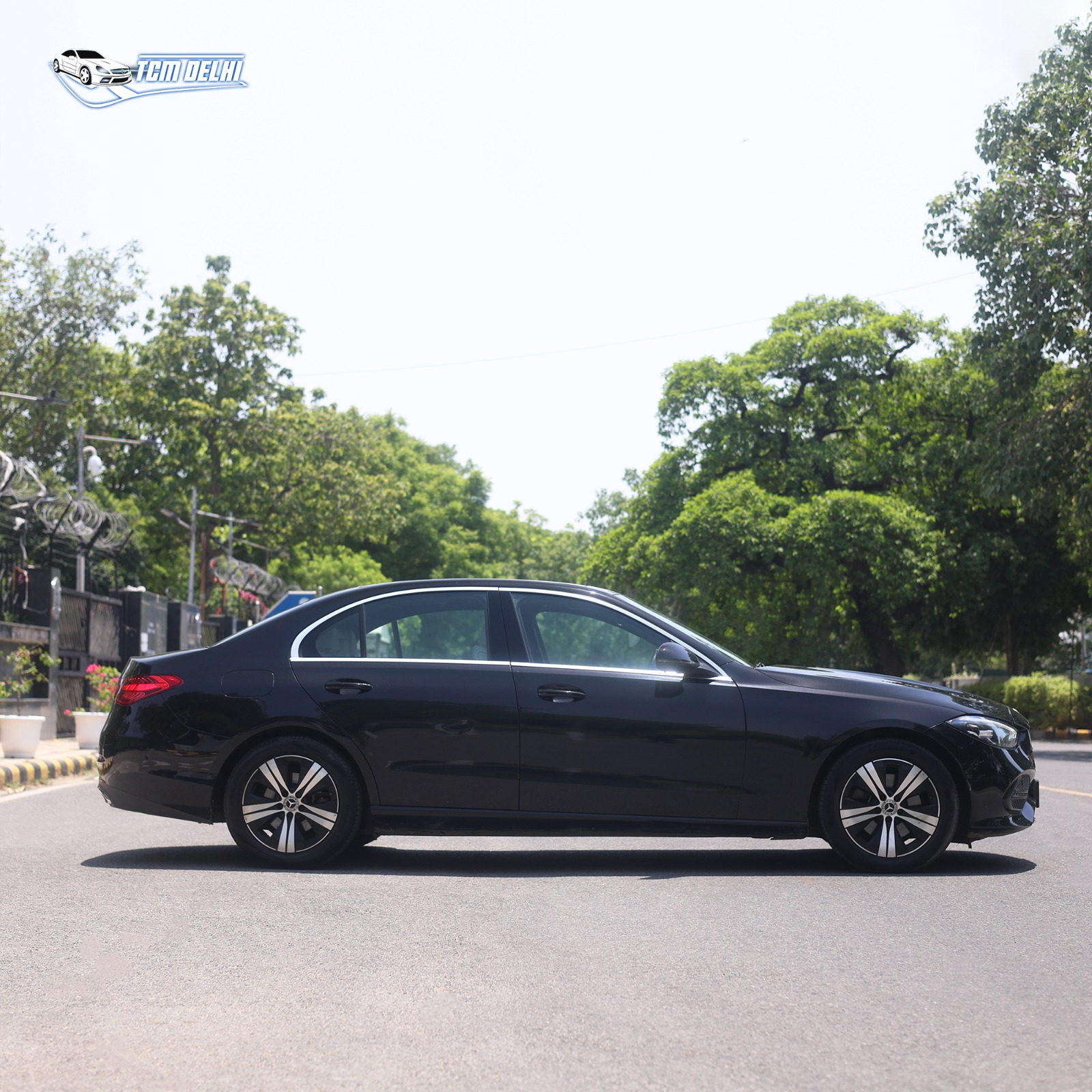 MERCEDES BENZ C200