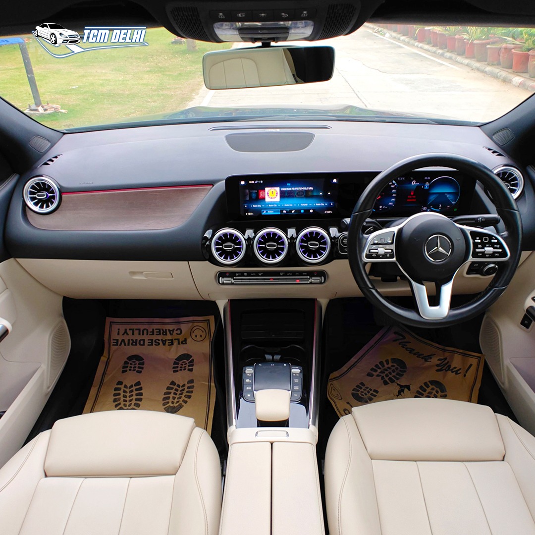 MERCEDES BENZ GLA200 PETROL