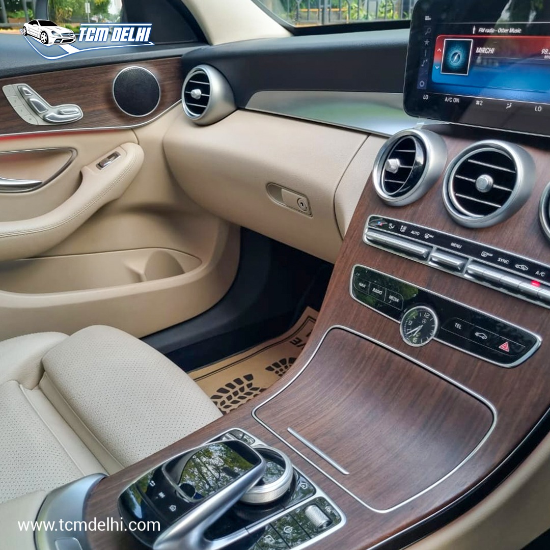 MERCEDES BENZ C200 PROGRASSIVE