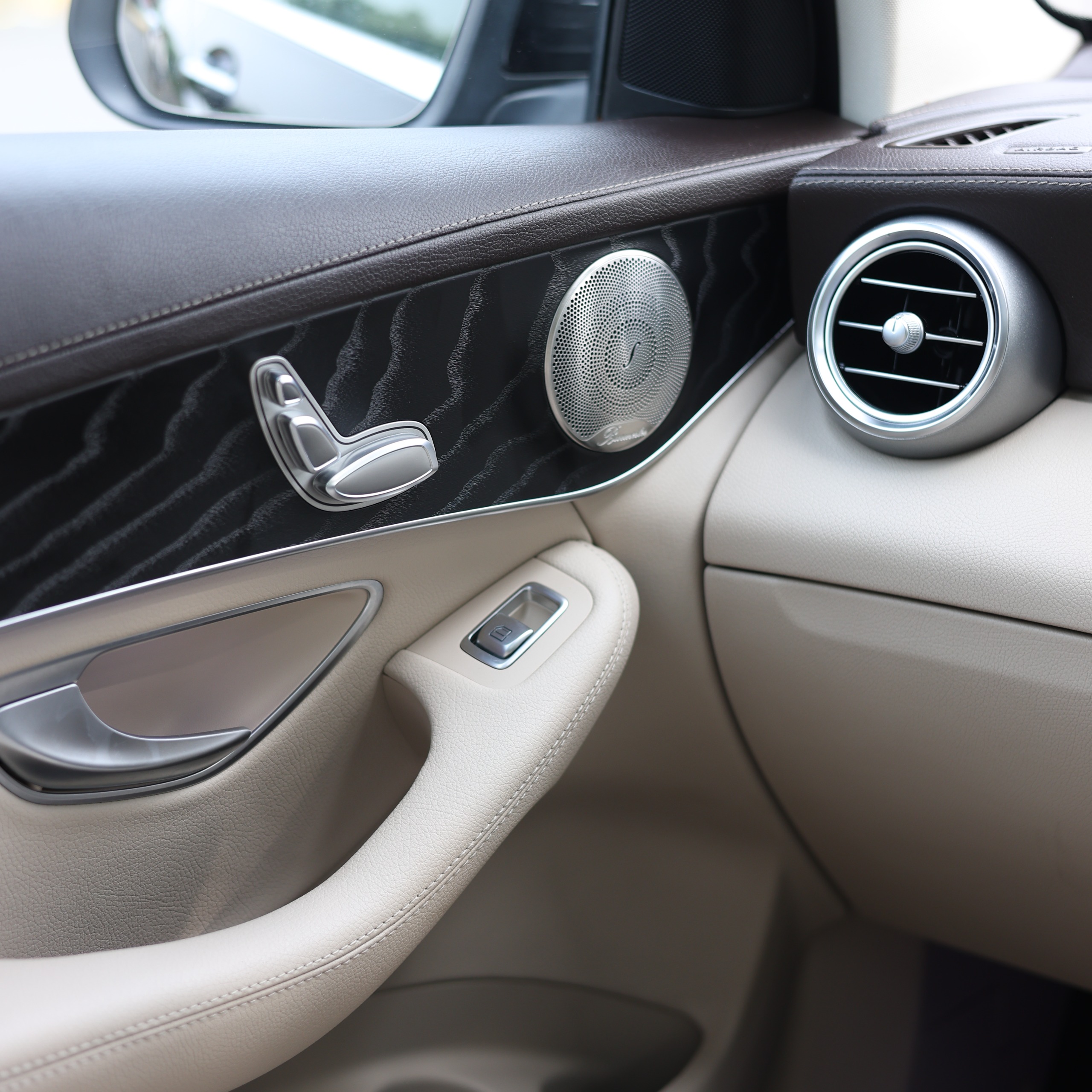 MERCEDES BENZ GLC200