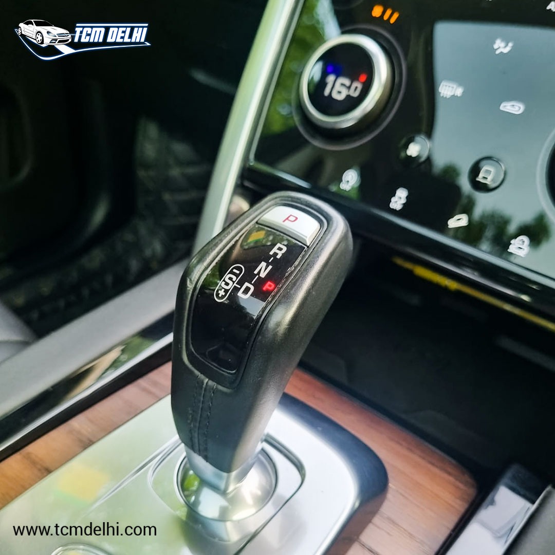 LAND ROVER DISCOVERY SPORTS R-DYNAMIC SE 2.0