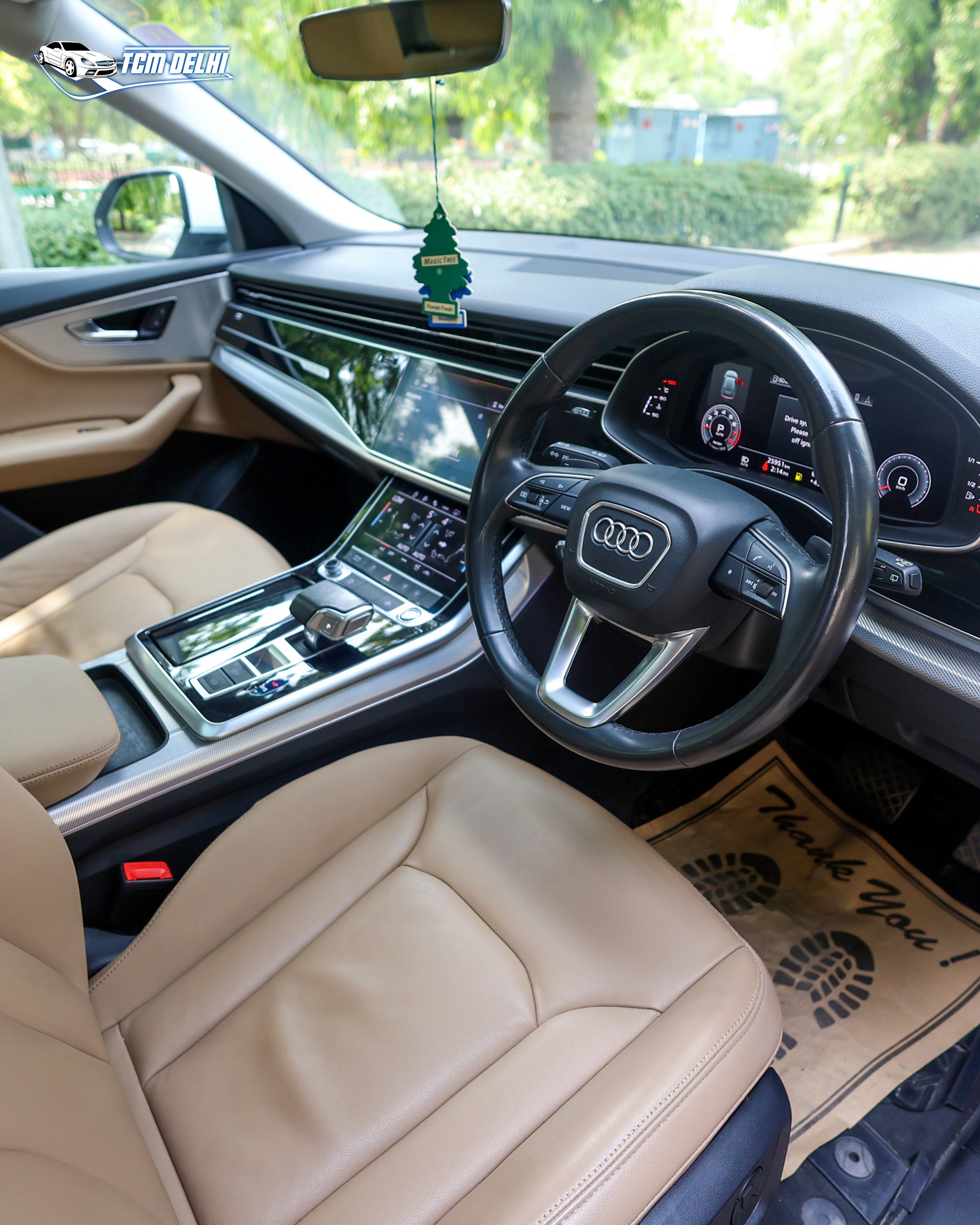 AUDI Q8 55 TFSI CELEBRATION